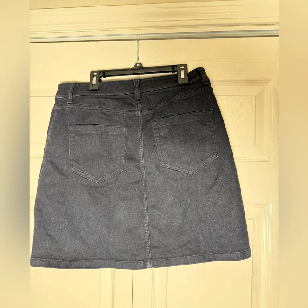 Two by‎ Vince Camuto Button Down Denim Skirt
